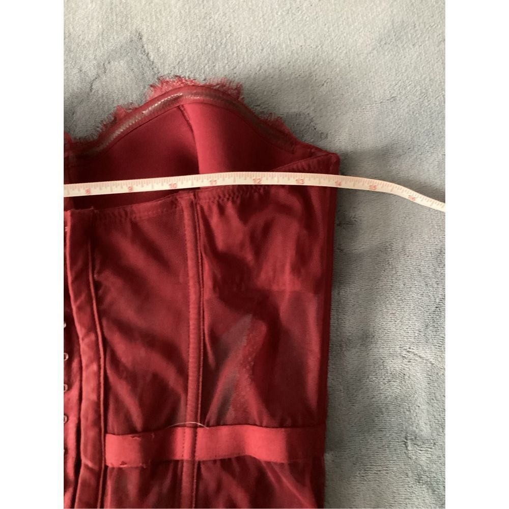 Victoria Secret Corset - Picture 12 of 13